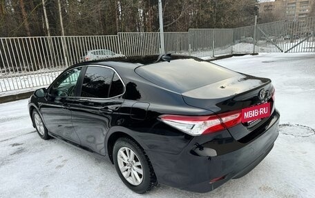 Toyota Camry, 2019 год, 2 480 000 рублей, 3 фотография