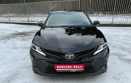 Toyota Camry, 2019 год, 2 480 000 рублей, 7 фотография