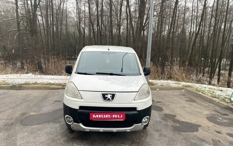 Peugeot Partner II рестайлинг 2, 2011 год, 580 000 рублей, 3 фотография