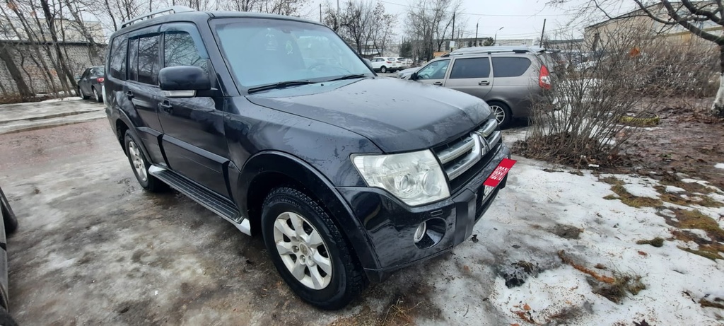 Mitsubishi Pajero IV рестайлинг 1, 2011 год, 1 650 000 рублей, 5 фотография