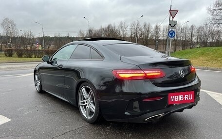 Mercedes-Benz E-Класс, 2017 год, 4 800 000 рублей, 3 фотография