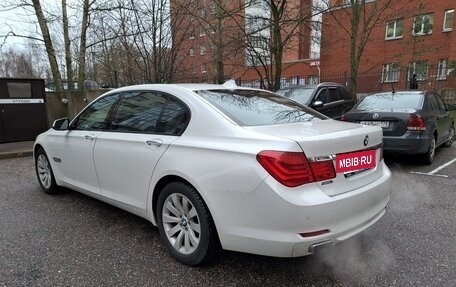 BMW 7 серия, 2011 год, 3 000 000 рублей, 6 фотография