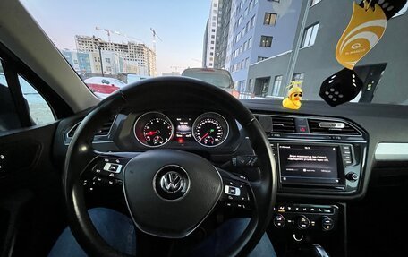 Volkswagen Tiguan II, 2017 год, 2 200 000 рублей, 6 фотография