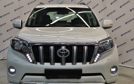 Toyota Land Cruiser Prado 150 рестайлинг 2, 2017 год, 4 987 000 рублей, 3 фотография