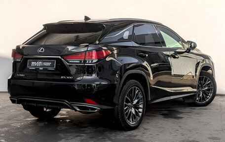 Lexus RX IV рестайлинг, 2019 год, 4 800 000 рублей, 5 фотография