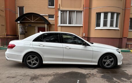 Mercedes-Benz E-Класс, 2015 год, 1 830 000 рублей, 4 фотография