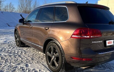 Volkswagen Touareg III, 2011 год, 2 290 000 рублей, 8 фотография