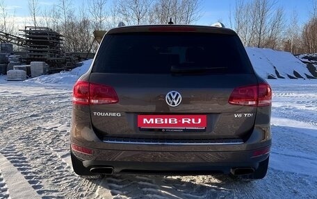 Volkswagen Touareg III, 2011 год, 2 290 000 рублей, 7 фотография