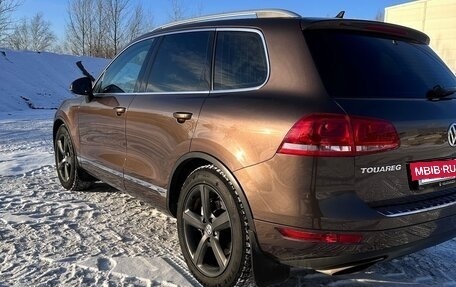 Volkswagen Touareg III, 2011 год, 2 290 000 рублей, 6 фотография