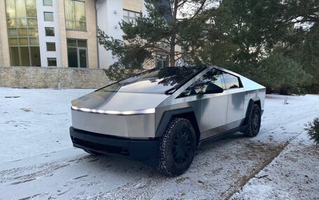 Tesla Cybertruck, 2024 год, 25 990 000 рублей, 10 фотография