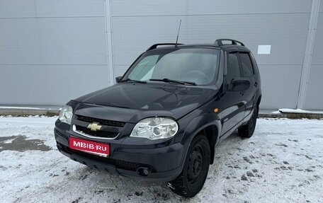 Chevrolet Niva I рестайлинг, 2010 год, 495 000 рублей, 1 фотография