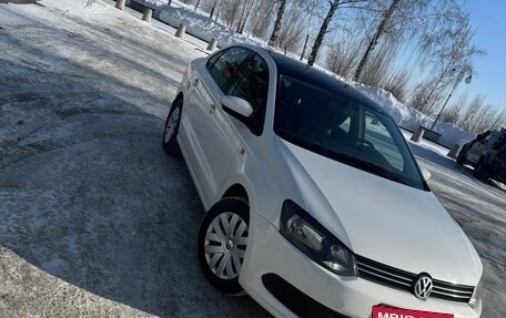 Volkswagen Polo VI (EU Market), 2012 год, 870 000 рублей, 1 фотография