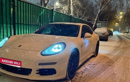 Porsche Panamera II рестайлинг, 2011 год, 2 150 000 рублей, 13 фотография