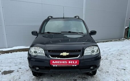 Chevrolet Niva I рестайлинг, 2010 год, 495 000 рублей, 2 фотография