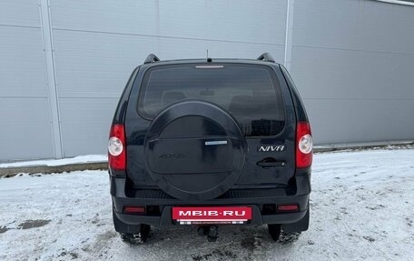 Chevrolet Niva I рестайлинг, 2010 год, 495 000 рублей, 5 фотография