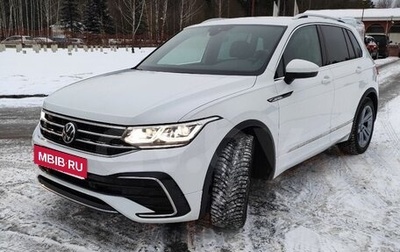 Volkswagen Tiguan II, 2021 год, 2 790 000 рублей, 1 фотография