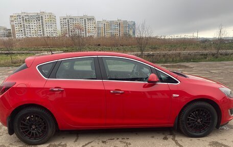 Opel Astra J, 2014 год, 1 100 000 рублей, 4 фотография