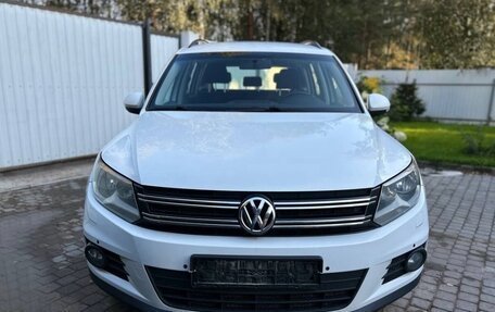 Volkswagen Tiguan I, 2016 год, 1 390 000 рублей, 2 фотография