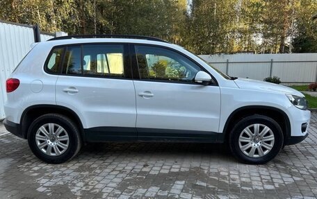 Volkswagen Tiguan I, 2016 год, 1 390 000 рублей, 4 фотография