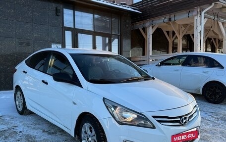 Hyundai Solaris II рестайлинг, 2014 год, 780 000 рублей, 2 фотография