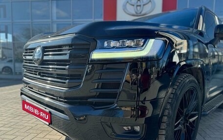 Toyota Land Cruiser, 2022 год, 13 300 000 рублей, 2 фотография