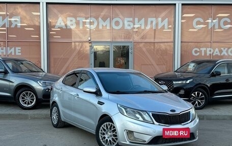 KIA Rio III рестайлинг, 2013 год, 749 000 рублей, 3 фотография