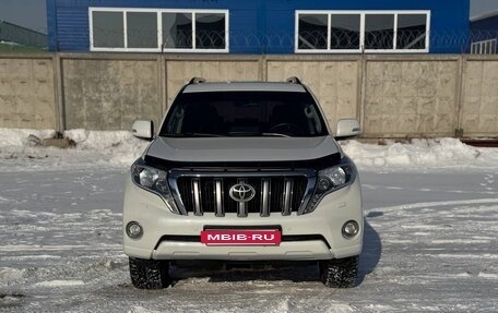 Toyota Land Cruiser Prado 150 рестайлинг 2, 2015 год, 3 900 000 рублей, 2 фотография