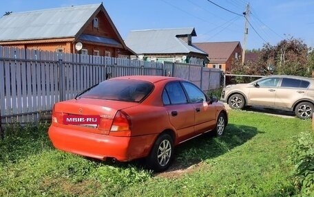 Mitsubishi Carisma I, 1996 год, 200 000 рублей, 4 фотография