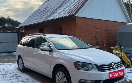 Volkswagen Passat B7, 2012 год, 915 000 рублей, 3 фотография