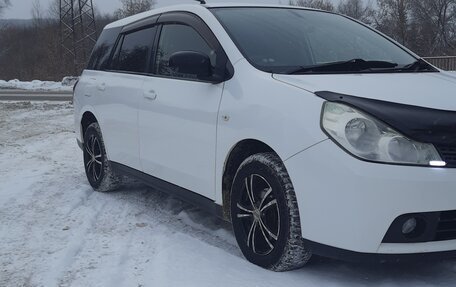 Nissan Wingroad III, 2011 год, 880 000 рублей, 1 фотография