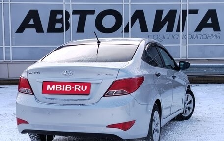 Hyundai Solaris II рестайлинг, 2014 год, 860 000 рублей, 2 фотография