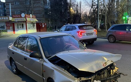 Hyundai Accent II, 2004 год, 210 000 рублей, 3 фотография