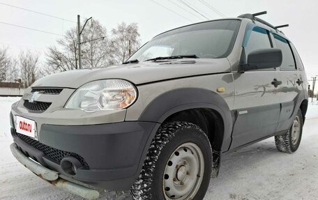 Chevrolet Niva I рестайлинг, 2015 год, 690 000 рублей, 9 фотография