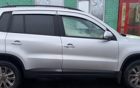 Volkswagen Tiguan I, 2009 год, 750 000 рублей, 2 фотография