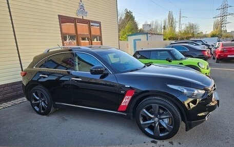 Infiniti QX70, 2015 год, 3 000 000 рублей, 1 фотография