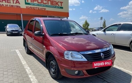 Renault Logan I, 2010 год, 700 000 рублей, 2 фотография