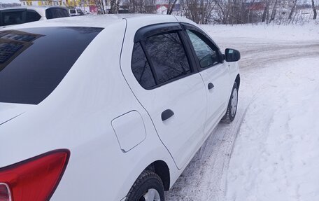 Renault Logan II, 2017 год, 550 000 рублей, 5 фотография