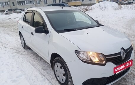 Renault Logan II, 2017 год, 550 000 рублей, 10 фотография