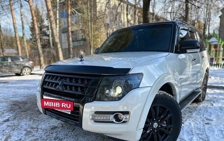 Mitsubishi Pajero IV, 2019 год, 3 680 000 рублей, 6 фотография