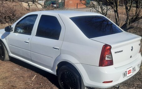 Renault Logan I, 2013 год, 450 000 рублей, 3 фотография