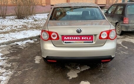 Volkswagen Jetta VI, 2008 год, 730 000 рублей, 8 фотография