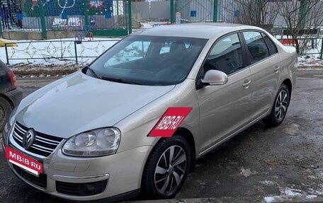 Volkswagen Jetta VI, 2008 год, 730 000 рублей, 2 фотография