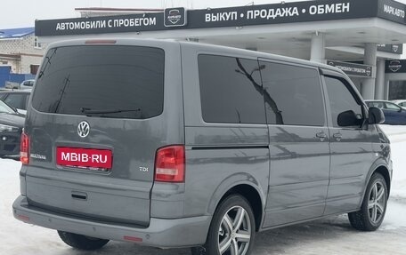 Volkswagen Multivan T5, 2010 год, 2 350 000 рублей, 5 фотография