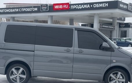 Volkswagen Multivan T5, 2010 год, 2 350 000 рублей, 3 фотография