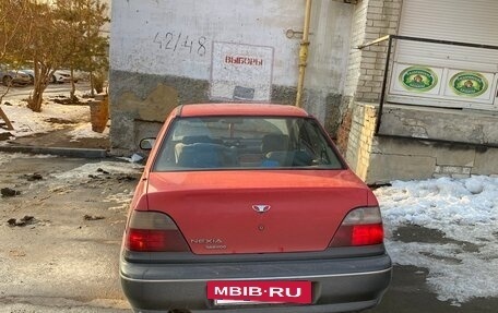 Daewoo Nexia I рестайлинг, 2002 год, 220 000 рублей, 3 фотография