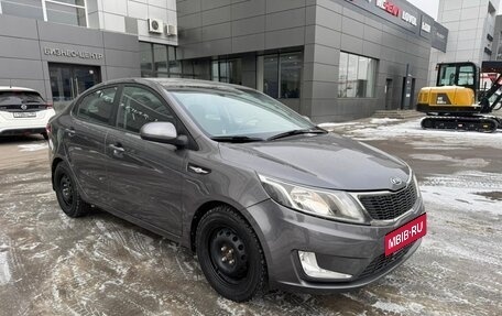 KIA Rio III рестайлинг, 2012 год, 940 000 рублей, 3 фотография