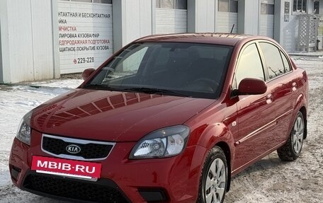 KIA Rio II, 2011 год, 620 000 рублей, 2 фотография