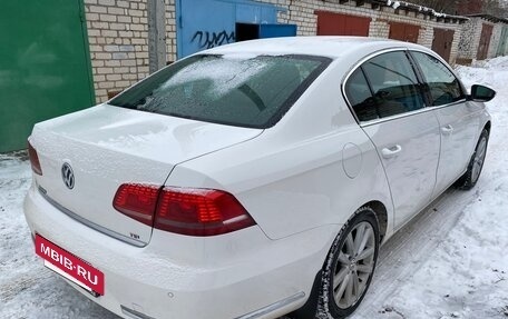 Volkswagen Passat B7, 2011 год, 1 050 000 рублей, 3 фотография