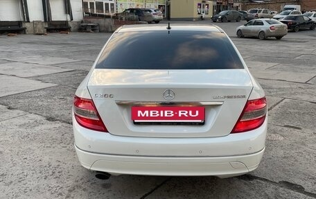 Mercedes-Benz C-Класс, 2007 год, 1 250 000 рублей, 5 фотография