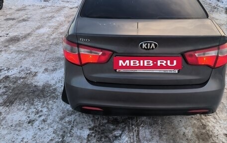 KIA Rio III рестайлинг, 2014 год, 700 000 рублей, 4 фотография